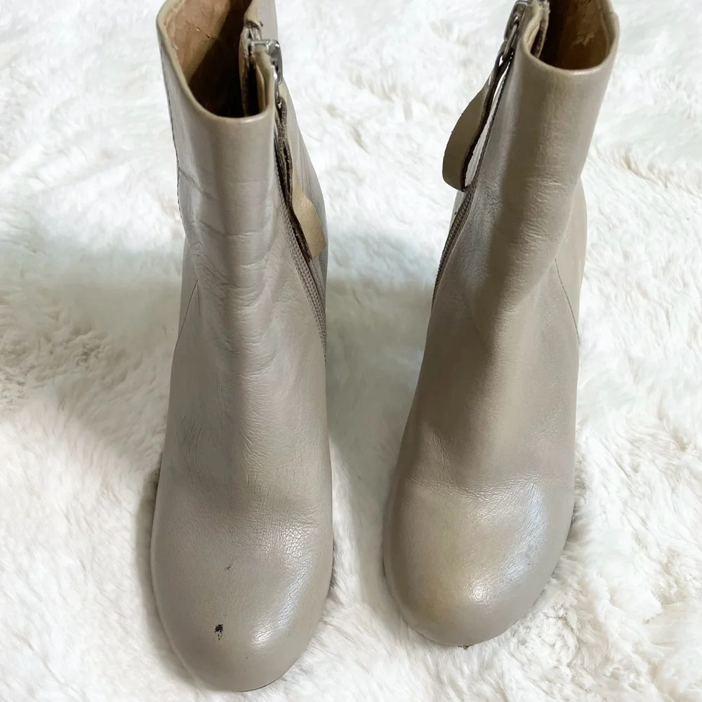 Chinese Laundry tan heel zipper booties size 6.5 - Picture 3 of 4